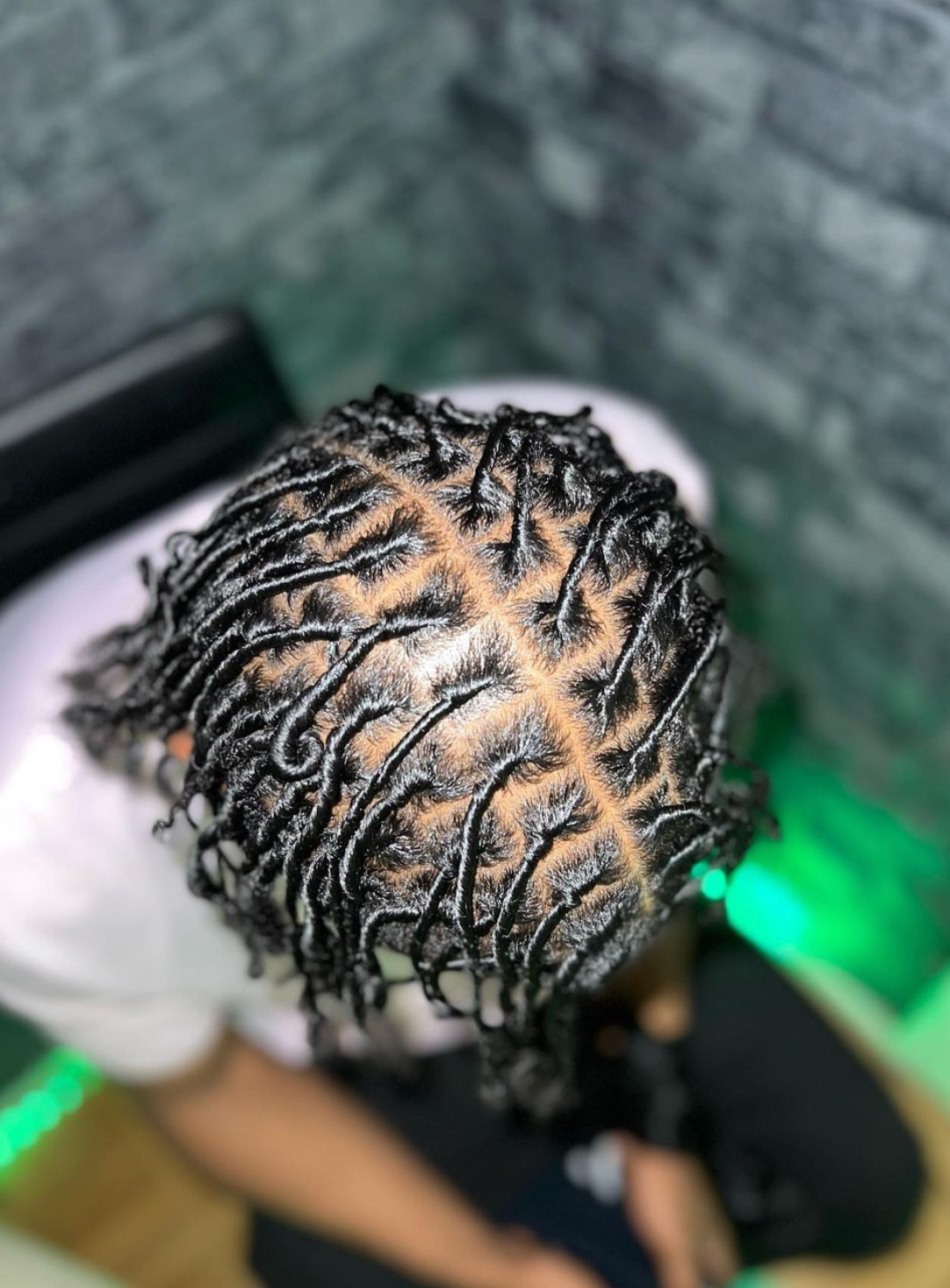 Départ en twist - tête complète ou taper ( acompte 55€, prestation à partir de 110€)